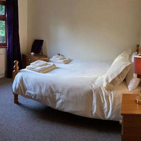 Lily's - 3 Bedroom Country With Large Garden * 斯莱戈