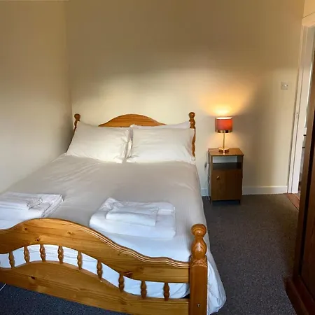 度假居 Lily's - 3 Bedroom Country With Large Garden *